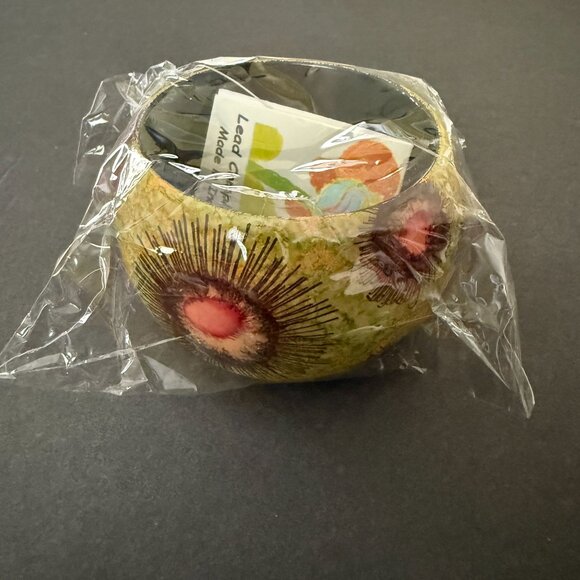 Hand painted Wood Wide Bangle Bracelet Abstract Sunburst Design Green Pink Hues - Picture 7 of 7